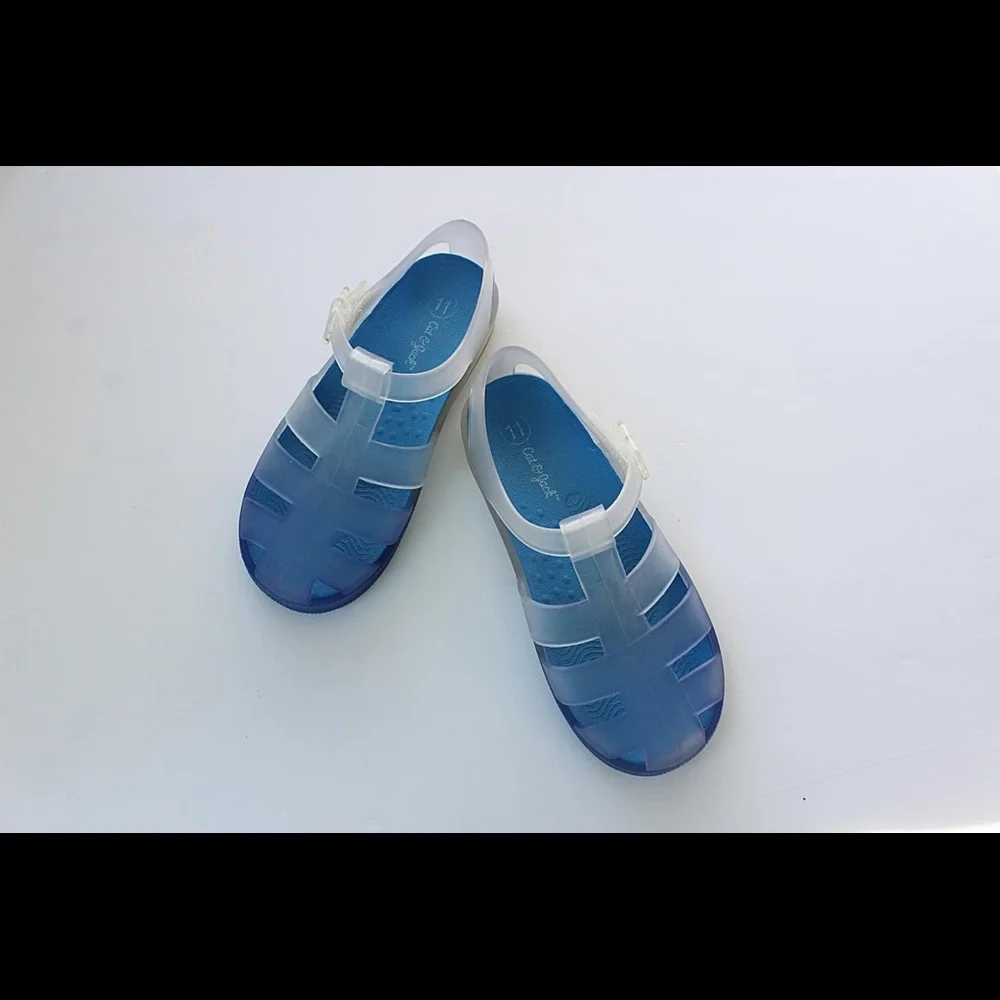 Cat & Jack Rubber Sandals. Size 11